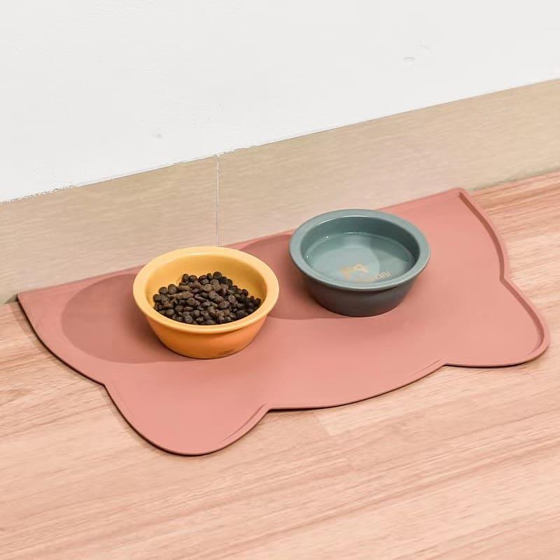 Portable Waterproof Silicone Pet Food Pad - Non-Slip Feeding Mat for Cats and Dogs - toys4pets.shop