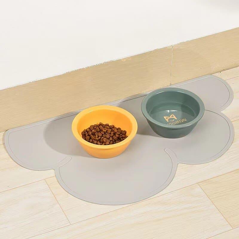 Portable Waterproof Silicone Pet Food Pad - Non-Slip Feeding Mat for Cats and Dogs - toys4pets.shop