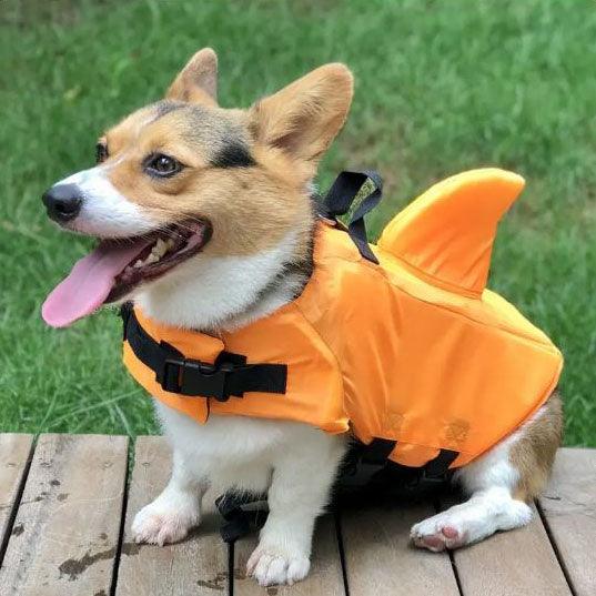 Dog Life Vest Shark- Keep Your Pet Safe and Stylish in the Water! - toys4pets.shop